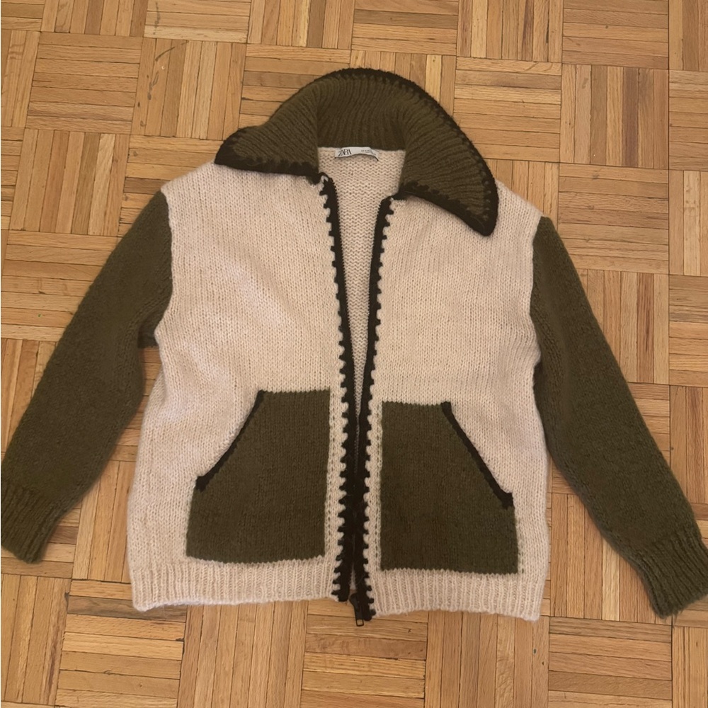 Zara Olive Green & Cream Knit Zip Cardigan